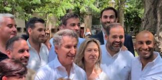 Feijóo y Guarinos compartiendo un "momento foto" el pasado 13 de junio en Guadalajara. (Foto: La Crónic@)