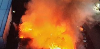 El incendio de Azuqueca desde el aire, en uno de los momentos más complicados de su extinción. ((Foto: La Crónic@)