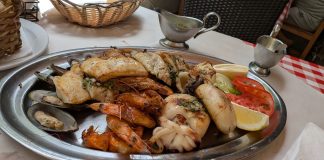 Los 10 abusos que no debes aceptar como cliente en un bar o un restaurante Durante el verano se incrementa aún más nuestra presencia en bares y restaurantes. Es bueno conocer qué derechos nos amparan como clientes. (Foto: La Crónic@)