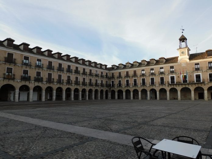 Plaza Mayor de Ocaña, localidad de la provincia de Toledo.