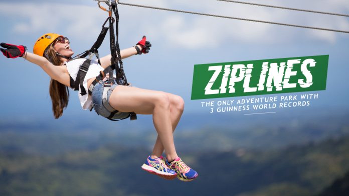 Promoción de una de las tirolinas de Toroverde en su parque de Puerto Rico.