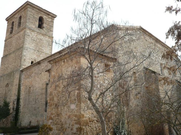 Iglesia parroquial de Romancos.