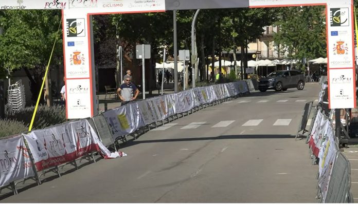 La línea de meta, preparada en Molina de Aragón.