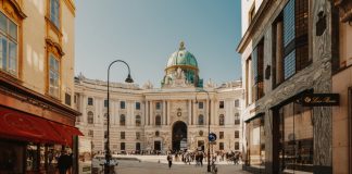 Hofburg, Michaelerplatz. (Foto: WienTourismus/Paul Bauer)