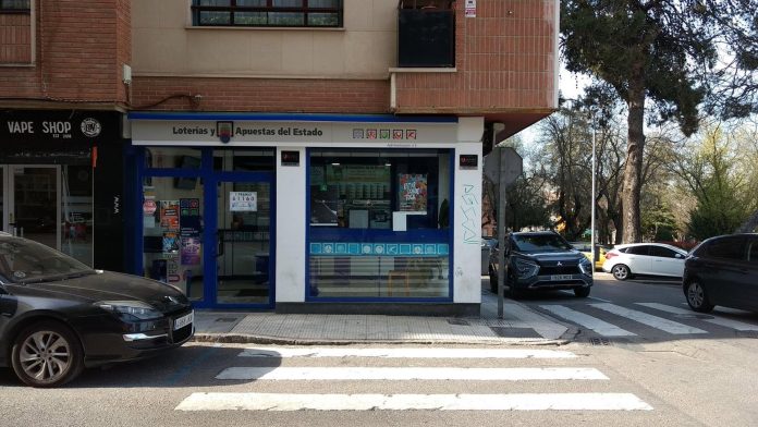 30/09/2025 Administración de Loterías número 5 de Guadalajara.. El sorteo de BonoLoto de este lunes, 29 de septiembre, ha dejado dos premios de Segunda Categoría 5+C, uno de los cuales ha sido validado en la Administración de Loterías nº5 de Guadalajara, con un importe de 72.989,92 euros. SOCIEDAD LOTERÍAS Y APUESTAS DEL ESTADO