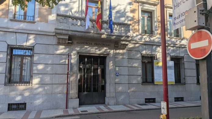 Fachada de la Audiencia Provincial de Guadalajara en septiembre de 2025. (IFoto: La Crónic@)