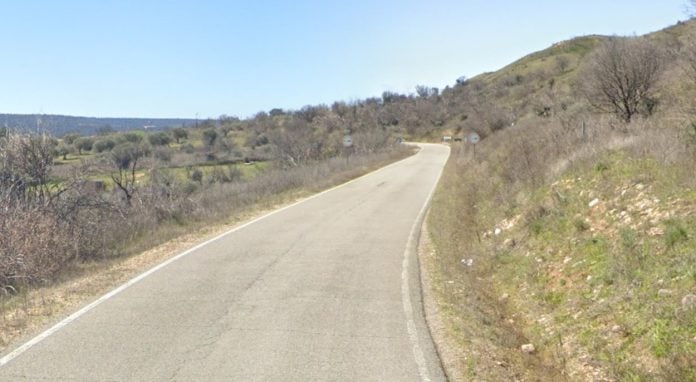 Uno de los tramos la la CM-1052 en la zona del mortal accidente. (Foto: Google Maps)