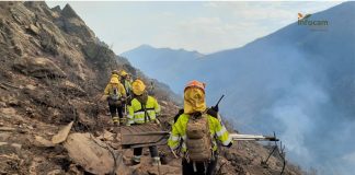 Los trabajos desde tierra son muy complicados, por la orografía del terreno.