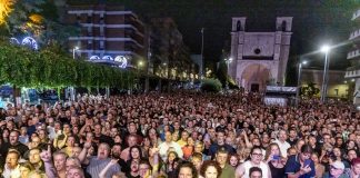Medina Azahara abarrotó Santo Domingo: búscate aquí si estabas allí El público abarrotó Santo Domingo y se lo pasó en grande con Medina Azahara.