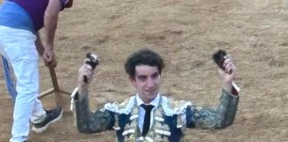 Víctor Hernández desorejó a su segundo en Almazán.