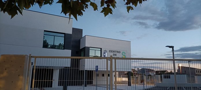 La apertura del nuevo centro de salud de Cabanillas está próxima, como ha refrendado el propio García-Page. La imagen es de octubre de 2025. (Foto: La Crónic@)