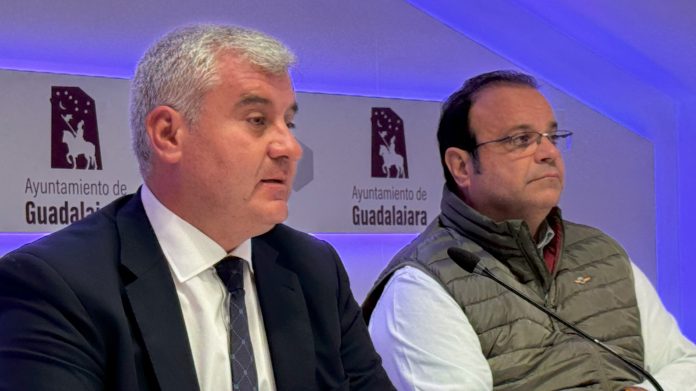 Esteban y Morejón, durante su comparecencia.