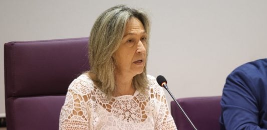 Guarinos descarta fijar precios al alquiler de la vivienda en Guadalajara Ana Guarinos, en el Debate sobre el Estado de la Ciudad de octubre de 2025.