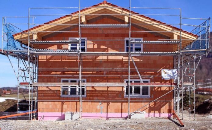 Andamios en una obra.