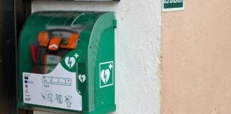 Desfibrilador instalado en Oter. (Foto: FADETA)