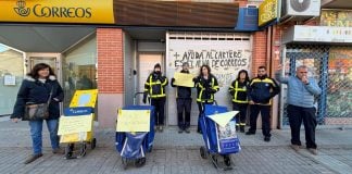 Menos carteros en El Casar y Torrejón del Rey: sin reparto en urbanizaciones 26/11/2025 Concentración de trabajadores de Correos en El Casar. ECONOMIA ESPAÑA EUROPA CASTILLA-LA MANCHA CCOO