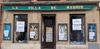 "La Villa de Madrid" anuncia estos días su próximo traslado. (Foto: La Crónic@)