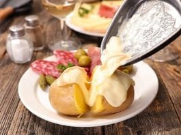 La raclette es un plato típico de Saboya que ha roto fronteras.