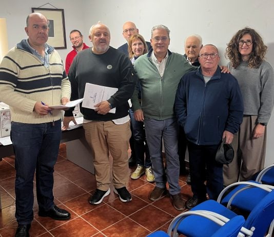 Entrega de títulos de propiedad tras la concentración parcelaria de Congostrina.