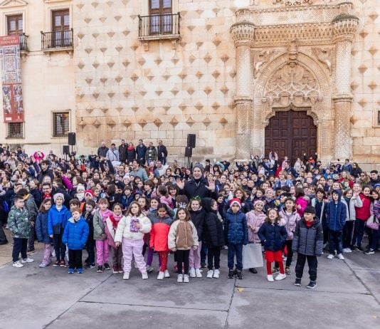 Casi un millar de chavales han sido los protagonistas de la mañana del viernes ante el Infantado.