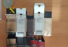 Perfumes intervenidos a la trabajadora detenida en Quer. (Foto: Guardia Civil)