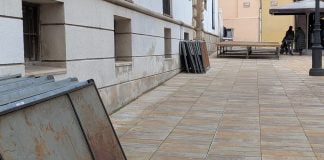 Los preparativos para el vermú de Navidad ya eran notorios el pasado lunes, cuando se tomó esta fotografía en el centro de Guadalajara. (Foto: La Crónic@)