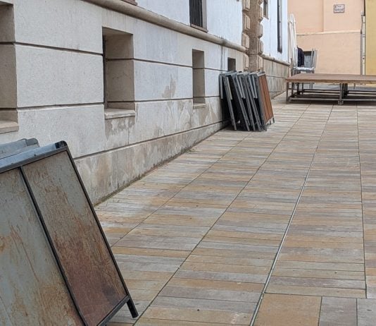 Los preparativos para el vermú de Navidad ya eran notorios el pasado lunes, cuando se tomó esta fotografía en el centro de Guadalajara. (Foto: La Crónic@)