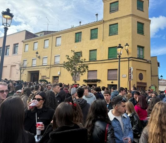 Vermú del 24 de diciembre de 2025 en la Plaza de San Esteban. (Foto: La Crónic@)