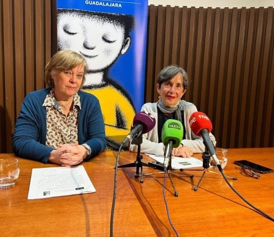 27/01/2026 Guadalajara se proyecta como capital europea del cuento con el proyecto ANCESTOR. El Seminario de Literatura Infantil y Juvenil de Guadalajara coordinará el proyecto europeo ANCESTOR, una iniciativa cultural transnacional financiada por la Unión Europea con 200.000 euros, que tiene como objetivo reforzar la narración oral en Europa y consolidar a Guadalajara como referente internacional en este ámbito. CULTURA ESPAÑA EUROPA CASTILLA-LA MANCHA