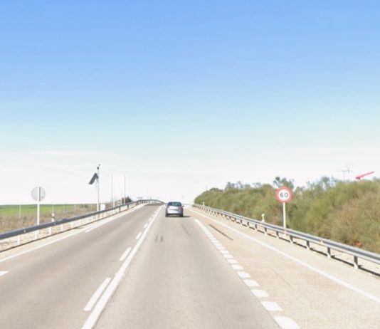 Se ha contratado un estudio para ver cómo mejorar el tráfico de la N-320 desde este punto exacto y hasta el límite con la Comunidad de Madrid. (Foto: Google Maps)