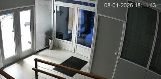 En el vídeo se ve la hora de los hechos y la silueta de uno de los denunciados. (Foto: PSOE)