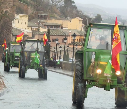 Agricultores tractorada