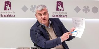 Alfonso Esteban, durante su comparecencia.