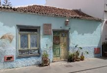 Ayudas de 35.000 euros para rehabilitar la casa del pueblo como vivienda habitual Casa en un pueblo costero español. (Foto: La Crónic@)