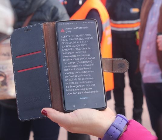 Cabanillas fue pionera en España hace tres años e Interior se lo reconoce ahora con un VÍDEO Mensaje recibido por los cabanilleros en sus teléfonos por medio del sistema Es-Alert.