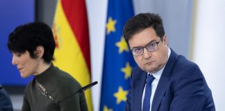 Óscar López durante su comparecencia tras el Consejo de Ministros. (Foto: EP)