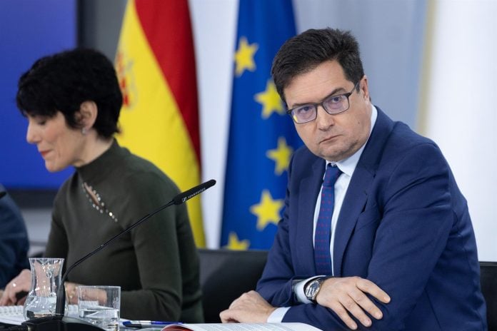 Óscar López durante su comparecencia tras el Consejo de Ministros. (Foto: EP)