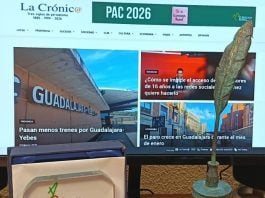 Las dos distinciones recibidas por LA CRÓNICA de manos de la Asociación de la Prensa a las que hace alusión este artículo.