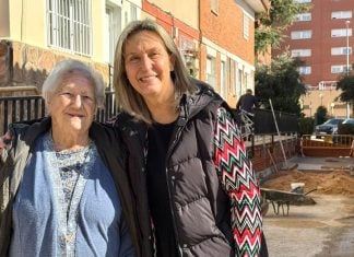 Historia de la calle que nunca se asfaltó (hasta ahora) para no incumplir la ley calle Sevilla