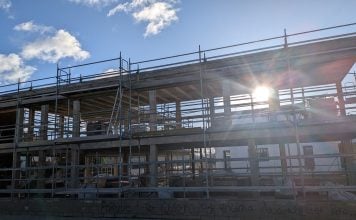 Vivienda en construcción en Cabanillas del Campo en febrero de 2026. (Foto: La Crónic@)