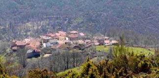 Muere un joven en Bocígano, aplastado por 400 kilos de paja Vista general de Bocígano.