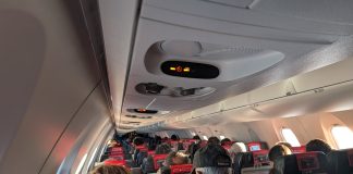 Interior de un avión de línea regular. (Foto: La Crónic@)