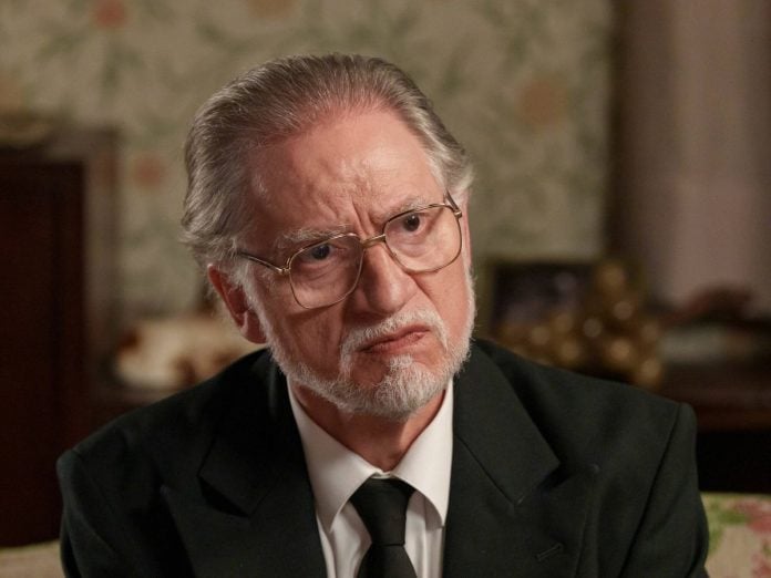 Nancho Novo caracterizado para su papel en la serie 