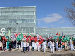 Concentración en Toledo de trabajadores del SESCAM