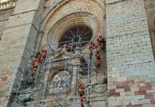 Efectivos de la UME en la catedral de Sigüenza