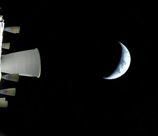 La Artemis II en su viaje a la Luna.