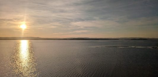 A la Semana Santa le llega el «calorcito» Allá donde estés, este año el tiempo está acompañando a los que tengan vacaciones en Semana Santa, como indica este atardecer. (Foto: La Crónic@)