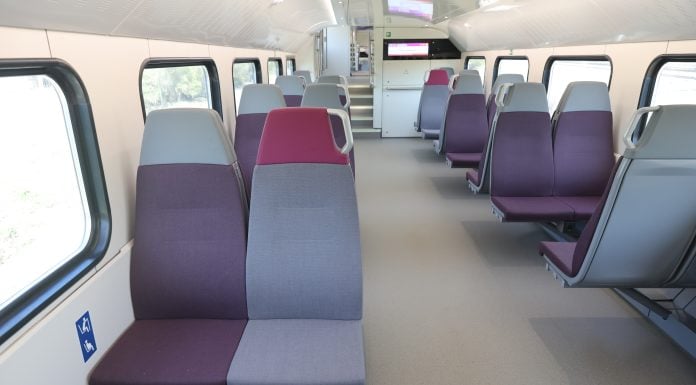 ¿Los nuevos trenes de Cercanías de Madrid caben en todos los andenes? Vagón de una de las nuevas unidades de Cercanías Madrid,