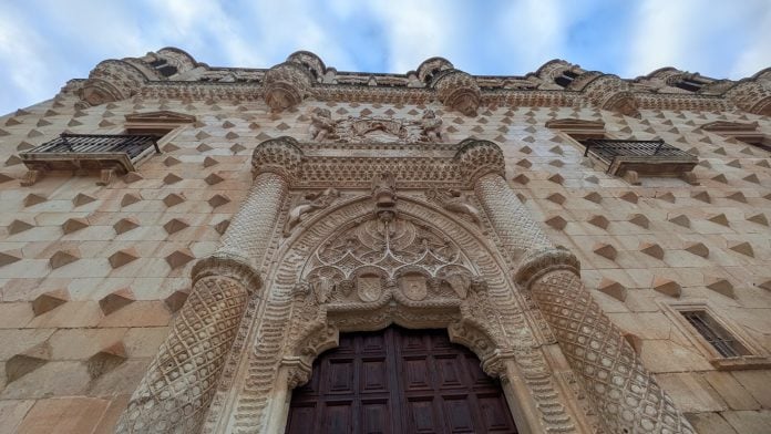 Fachada del Palacio del Infantado en 2026. (Foto: La Crónic@)