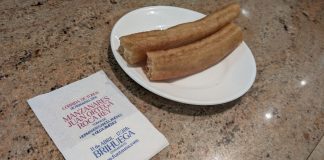 Toros con porras en un bar de Guadalajara en vísperas de la Corrida de Primavera de Brihuega de 2026. (Foto: La Crónic@)